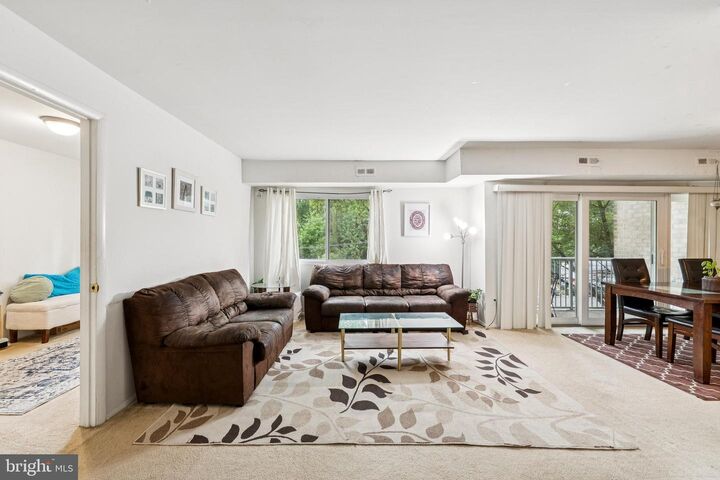 Property Photo: 8006 Chanute Place #8 VA 22042