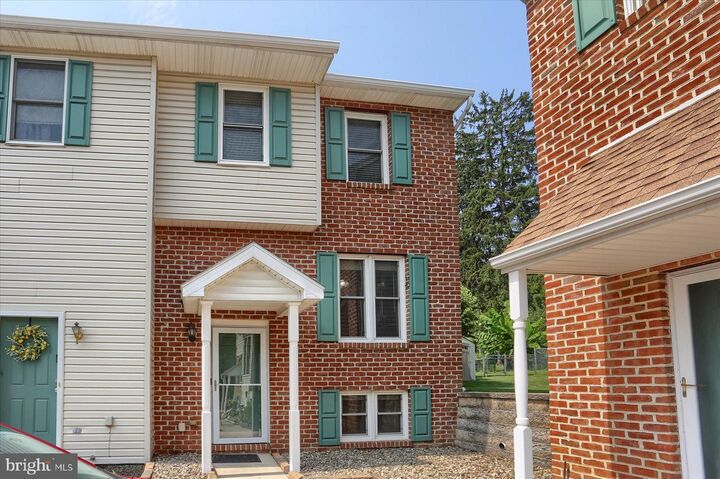 Property Photo:  142 15th Street  PA 17070 