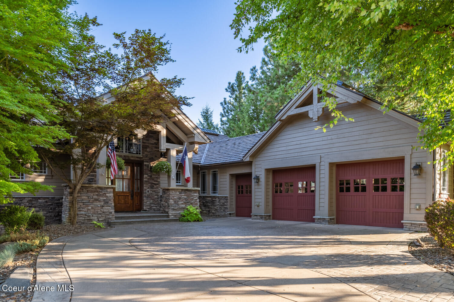 Property Photo:  5942 W Onyx Circle  ID 83814 