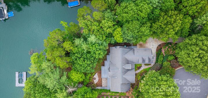 1838 Southpointe Drive  Morganton NC 28655 photo