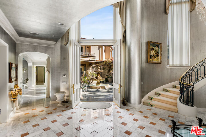 10275 Century Woods Dr  Los Angeles CA 90067 photo