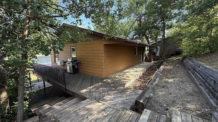 Property Photo:  1003 Franklin Hasselfield Road  MB R0M 0M0 