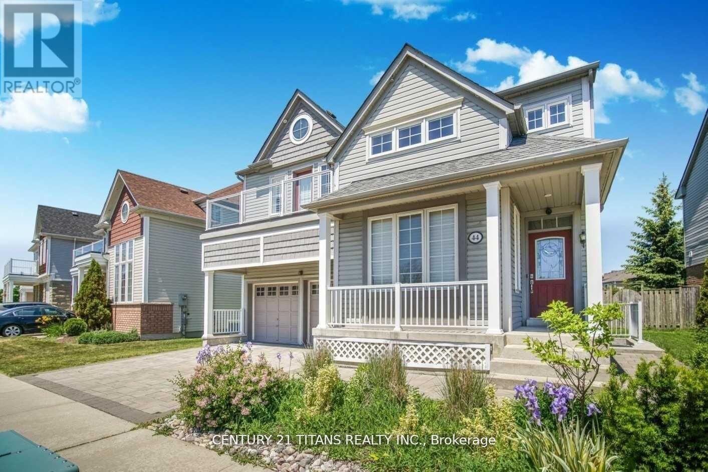 Property Photo: 44 Ashbury Boulevard ON L1Z 1L3