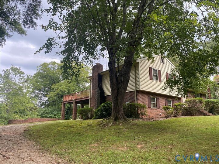 Property Photo: 204 Courthouse Road VA 23824