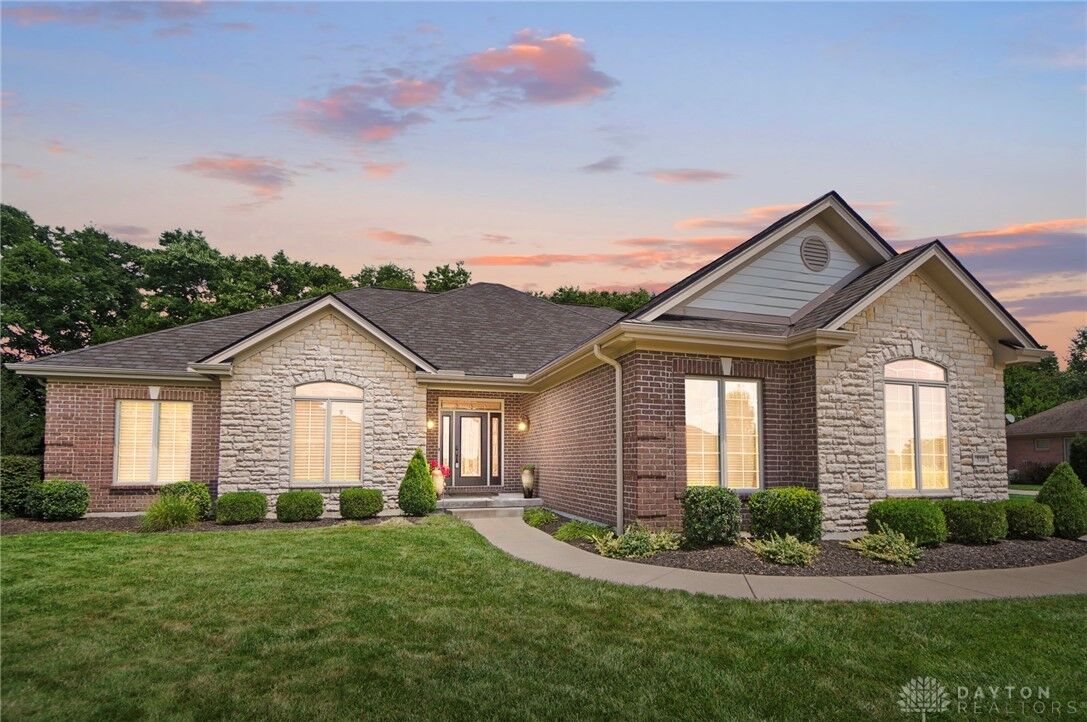 Property Photo:  510 N Hills Boulevard  OH 45066 