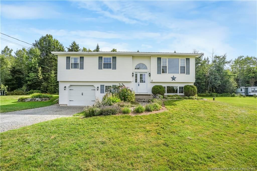 Property Photo: 458 Kingsley Road NB E3G 6E7
