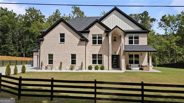 Property Photo: 1437 Leach Drive GA 30045