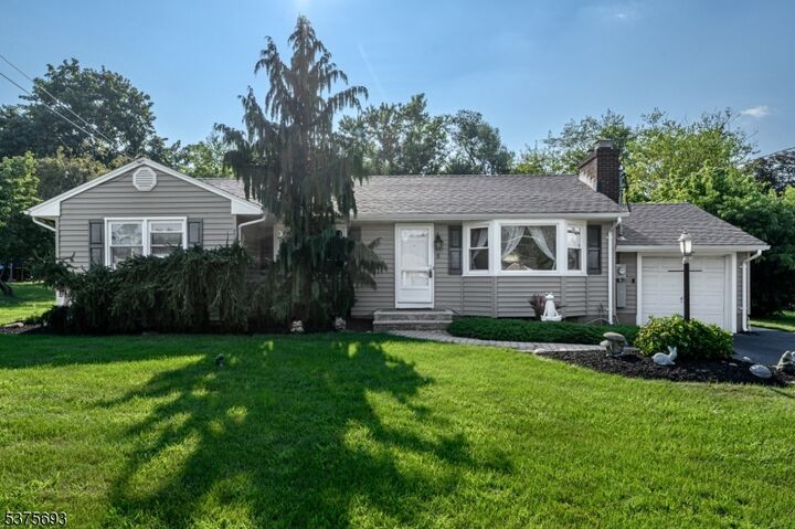 8 Theodora Dr  Hillsborough Twp. NJ 08844 photo