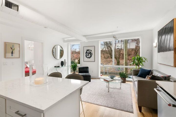 Property Photo:  414 1st St 4-A  NJ 07302 