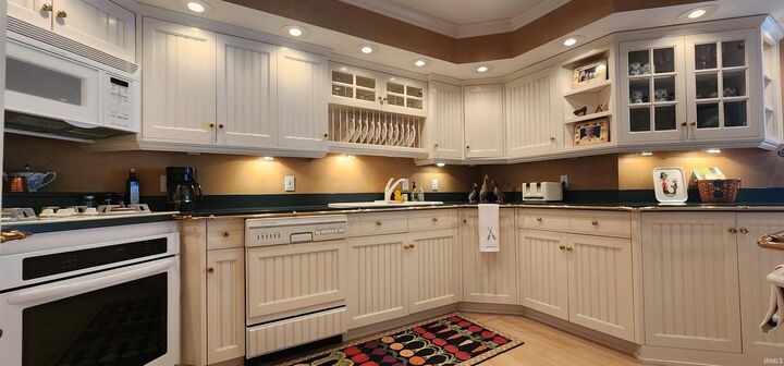 Property Photo:  7688 E Vawter Park Road  IN 46567 