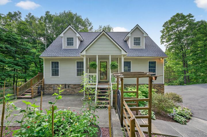 Property Photo:  111 Felter Hill Road  NY 10950 