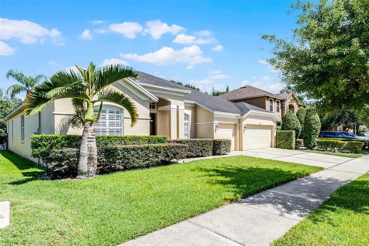 Property Photo: 1031 Via Como Place FL 32746