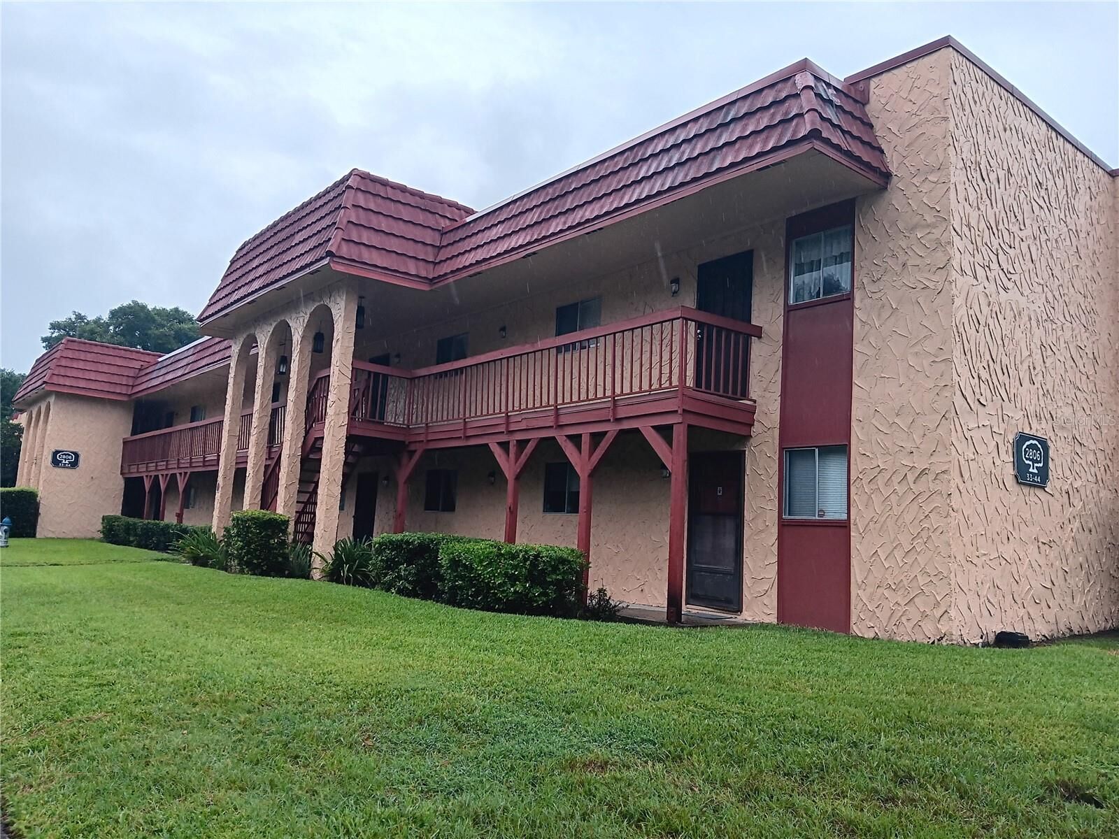 Property Photo: 2806 N Powers Drive 10 FL 32818