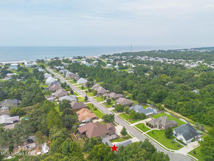 Property Photo:  146 Sea Oaks Boulevard  MS 39560 