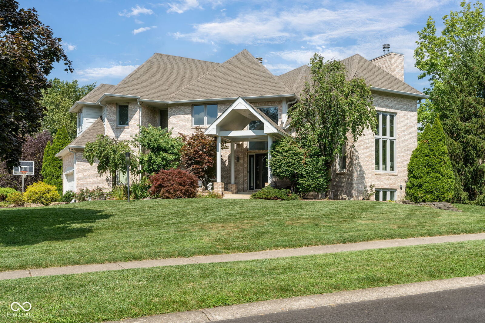 Property Photo:  434 Sheffield Court  IN 46032 