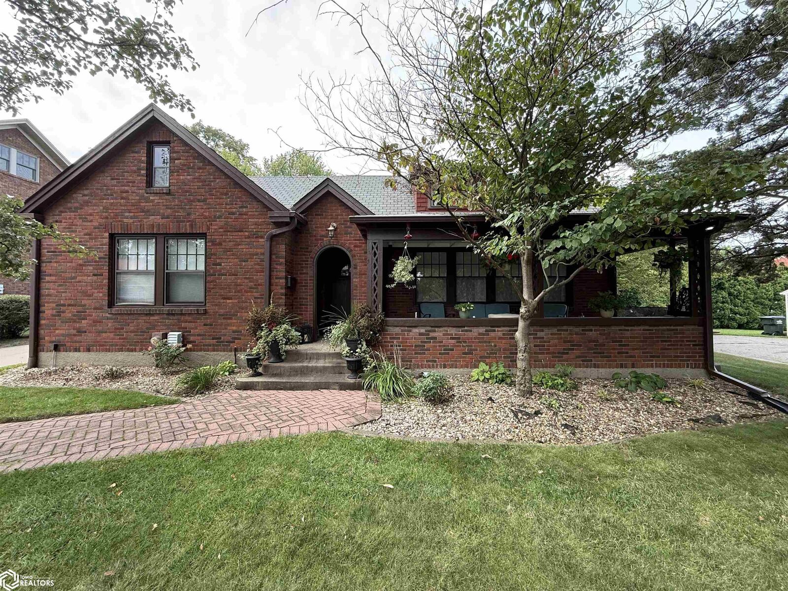 Property Photo:  4 Cascade Terrace  IA 52601 