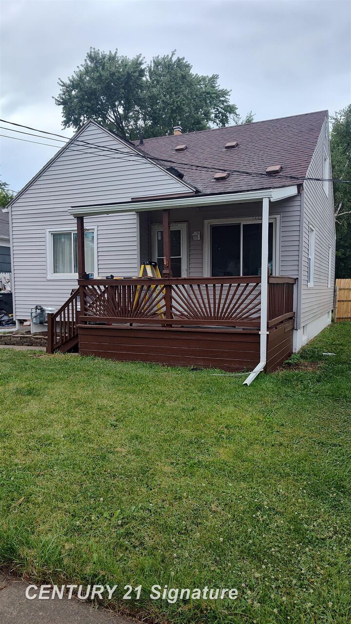 Property Photo:  3918 Larchmont Street  MI 48532 