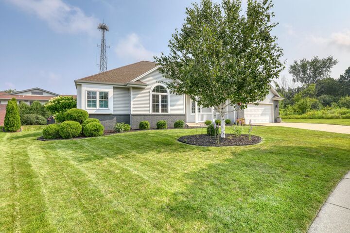 Property Photo:  2024 Ottawa Ln  WI 53024 