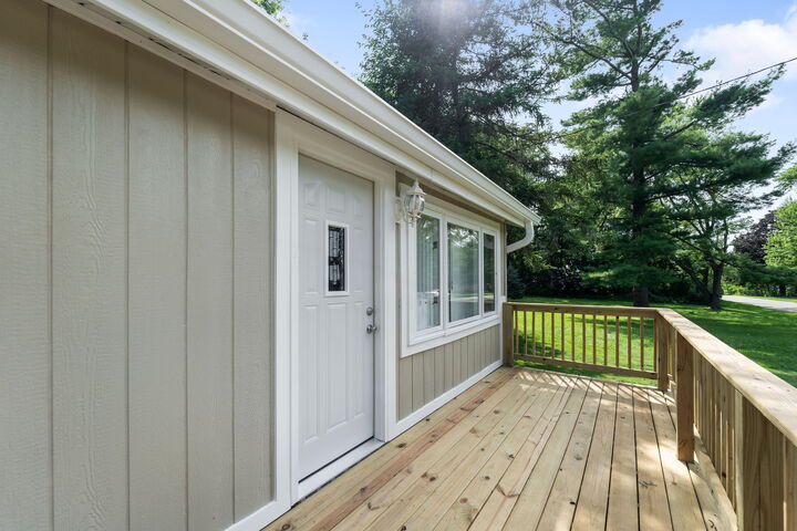 Property Photo:  801 Vincent Rd  WI 53181 