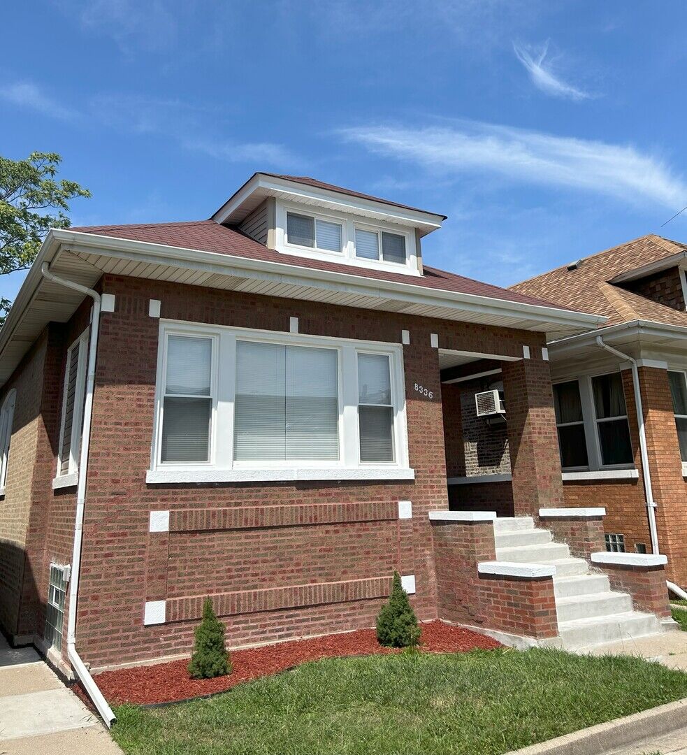 Property Photo:  8336 S Elizabeth Street  IL 60620 