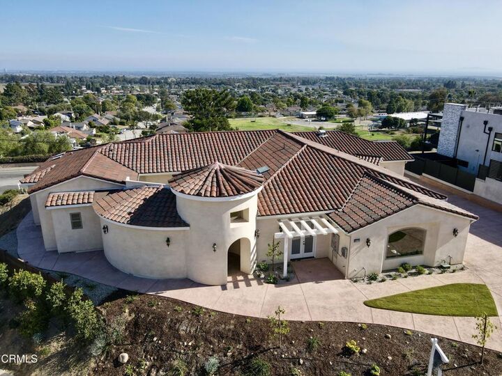 Property Photo:  6174 Cobblestone Drive  CA 93003 