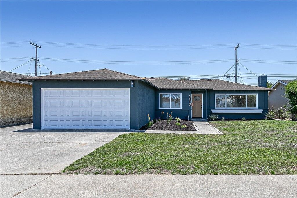 Property Photo: 1212 W Prune Avenue CA 93436