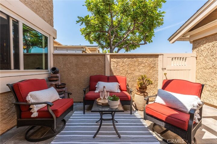 Property Photo:  308 Avenida Adobe  CA 92672 