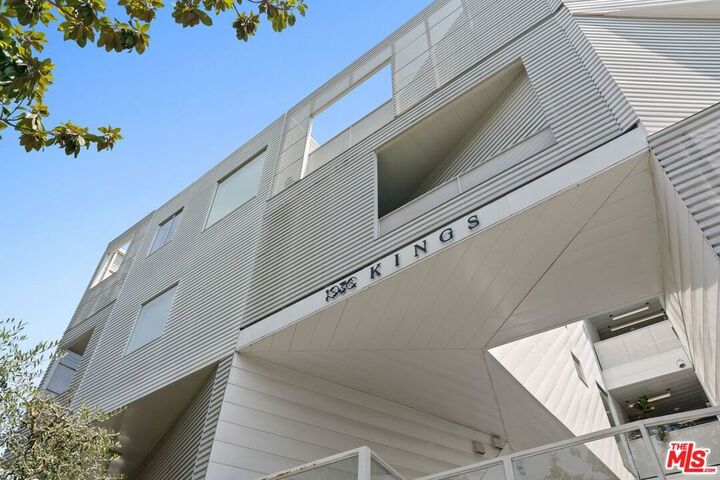 Property Photo:  1030 N Kings Road 306  CA 90069 