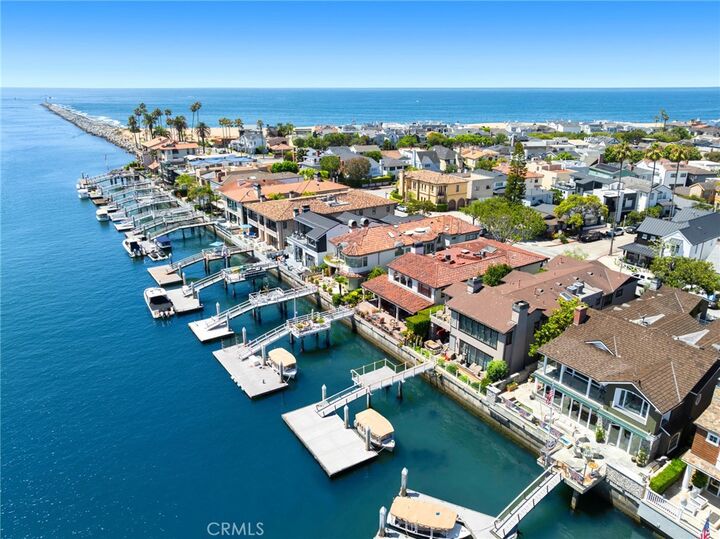 Property Photo:  2238 Channel Road  CA 92661 
