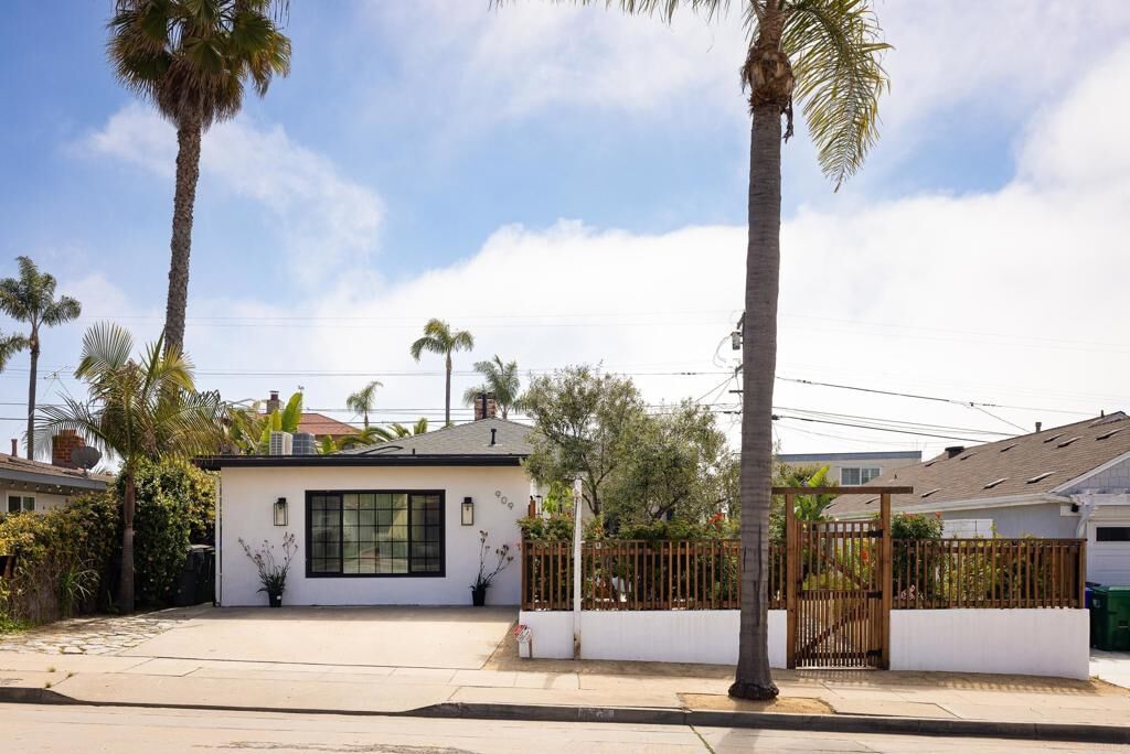 Property Photo: 909 Leonard Avenue CA 92054