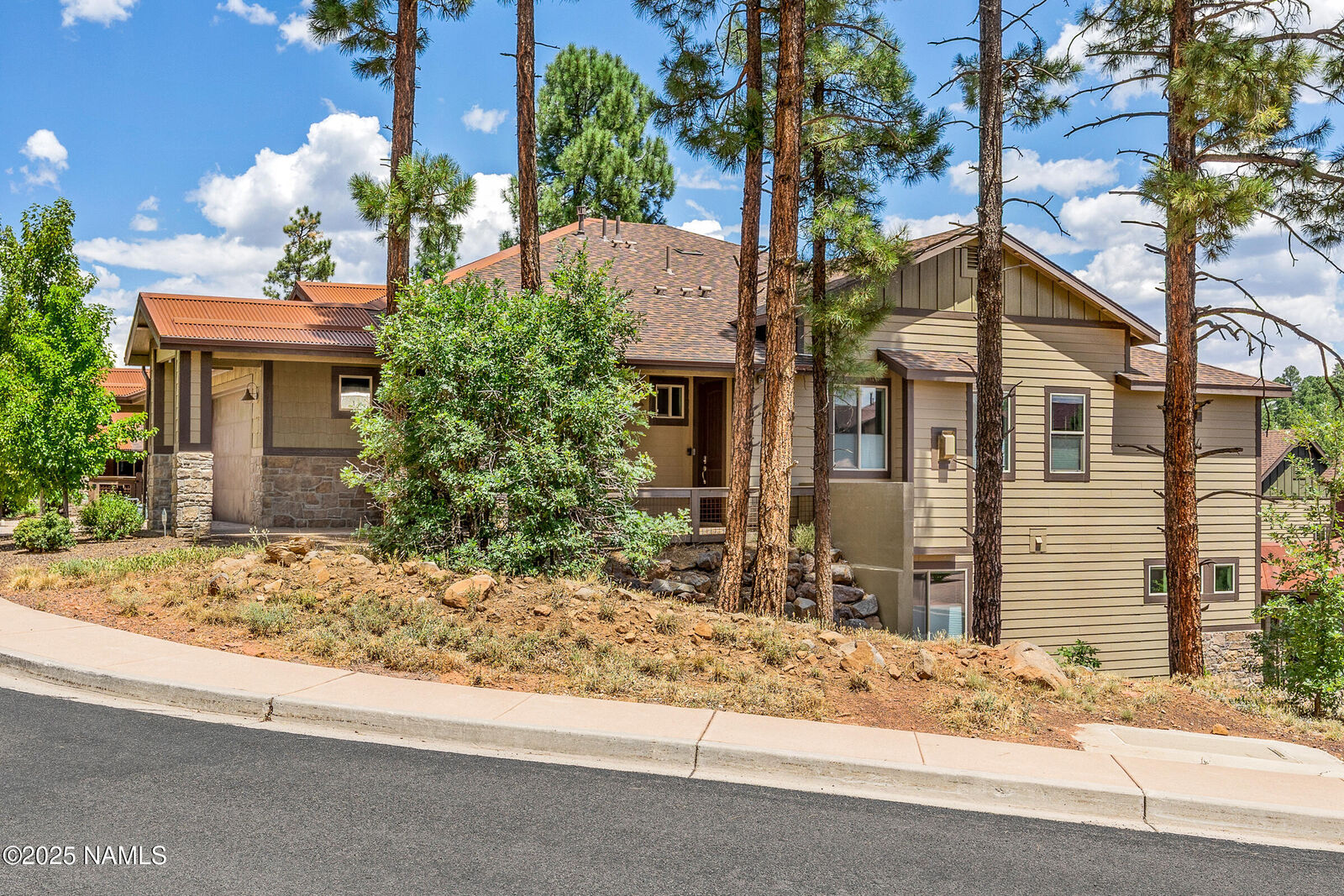 Property Photo:  530 N Moriah Drive  AZ 86001 