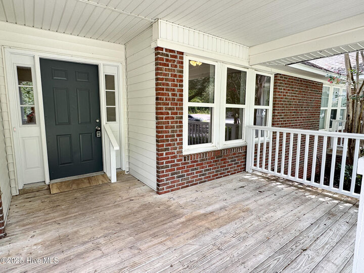 Property Photo: 5711 Park Avenue NC 28403