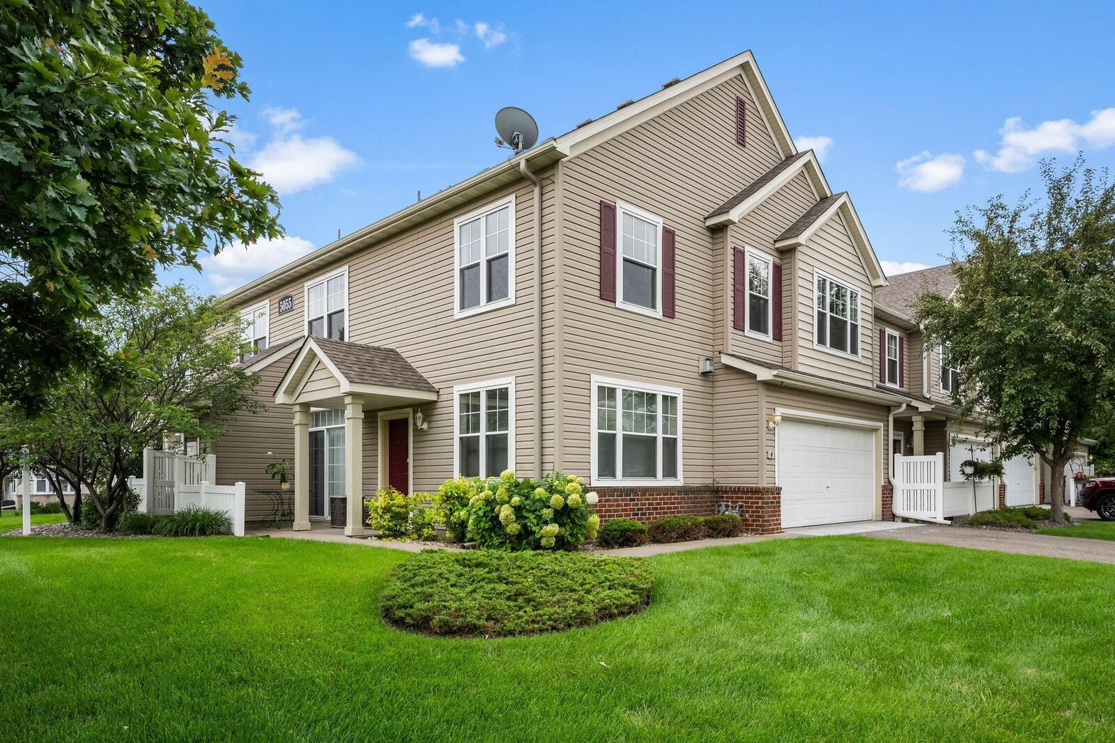 Property Photo:  5055 Holly Lane N 4  MN 55446 