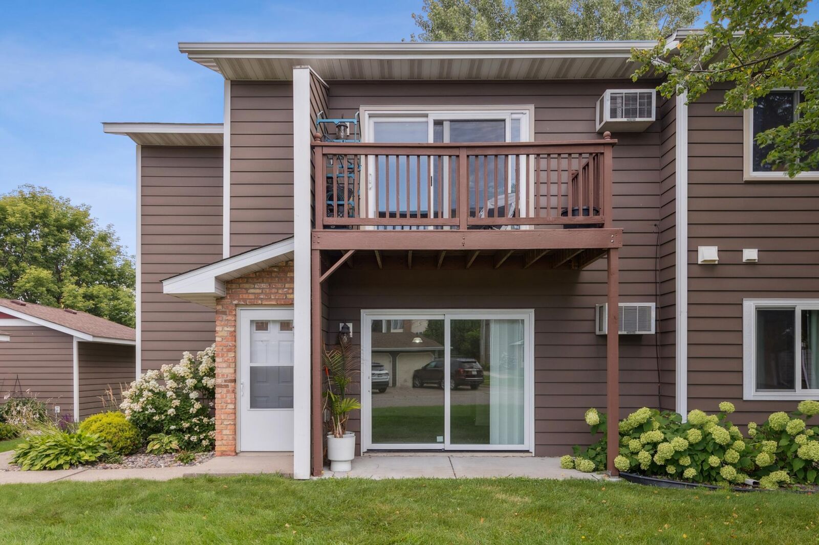 Property Photo: 4478 Cinnamon Ridge Trail A MN 55122