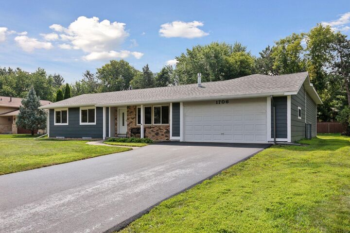 Property Photo: 1706 Chestnut Drive WI 54016