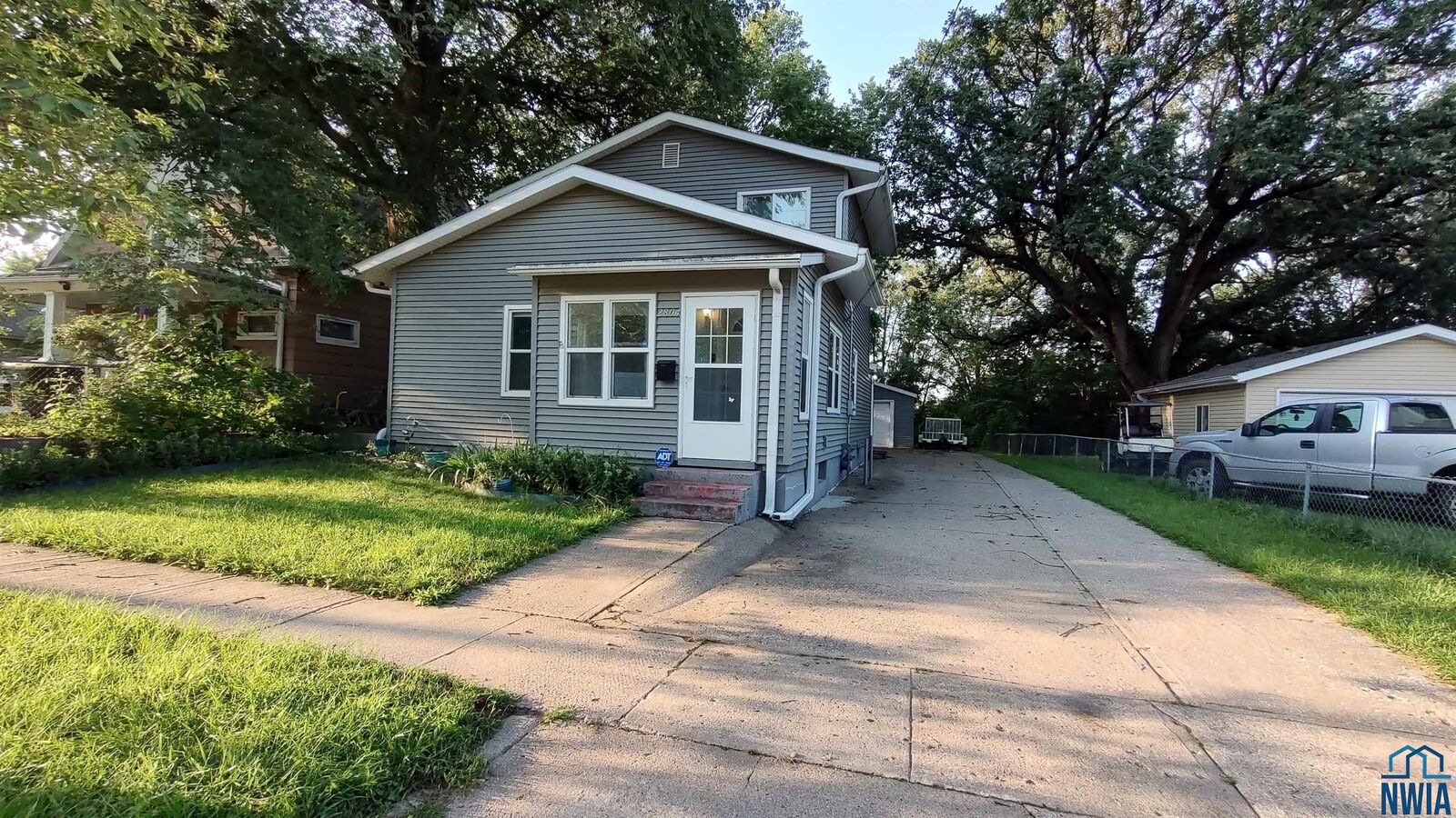 Property Photo: 2804 3rd St. IA 51105