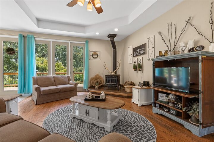 Property Photo: 6780 Oakwood Drive AR 72662