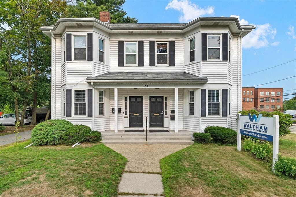 Property Photo:  84 South St 3  MA 02453 