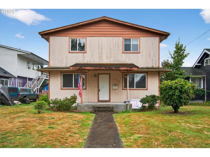 Property Photo: 536 18th Ave WA 98632