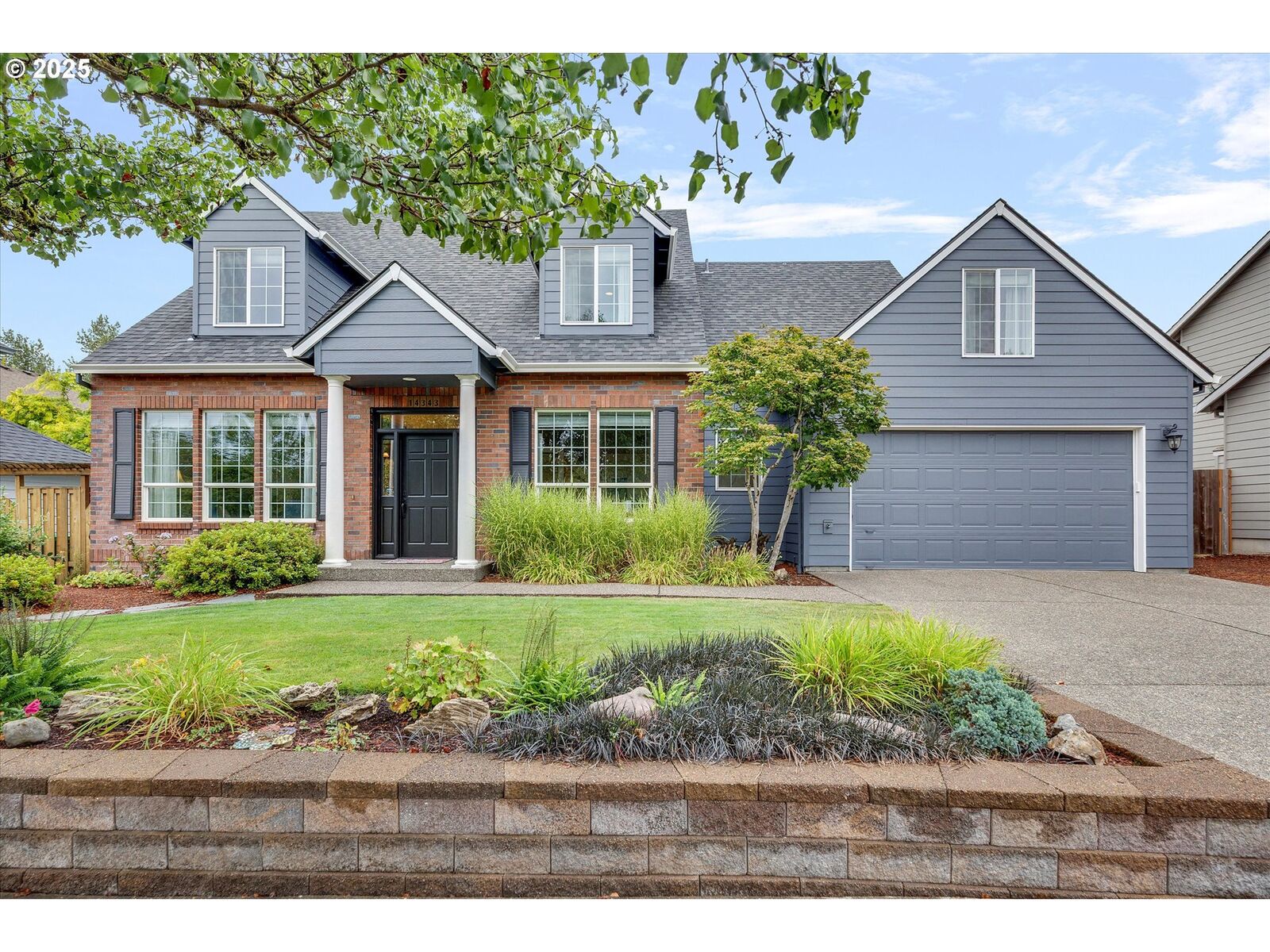 Property Photo: 14343 SE Purple Finch Loop OR 97086