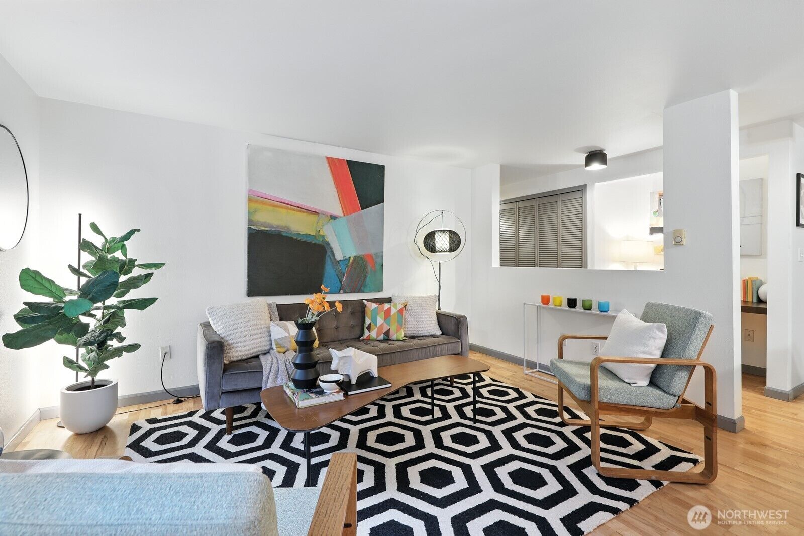 Property Photo:  3661  Phinney Avenue N 101  WA 98103 