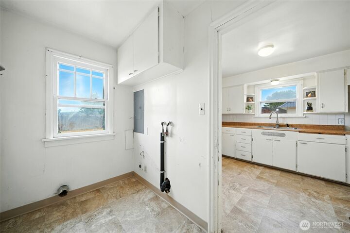 Property Photo:  1539  Granville Street  WA 99362 