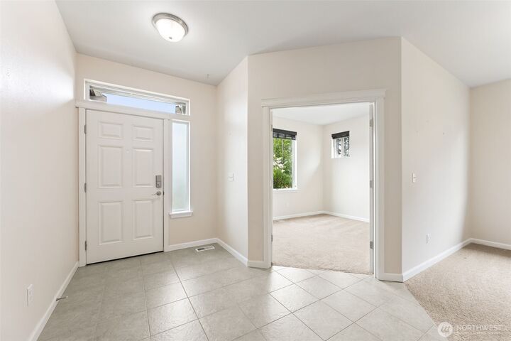 Property Photo: 23607 80th Avenue Ct E WA 98338