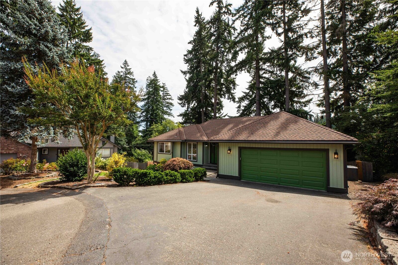 Property Photo: 2051 NE Marina Vista Court WA 98370