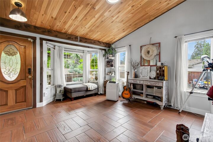 Property Photo:  11919  124th Avenue E  WA 98374 