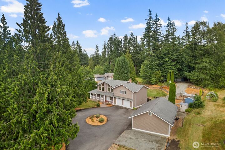 Property Photo:  6510  242nd Avenue NE  WA 98053 