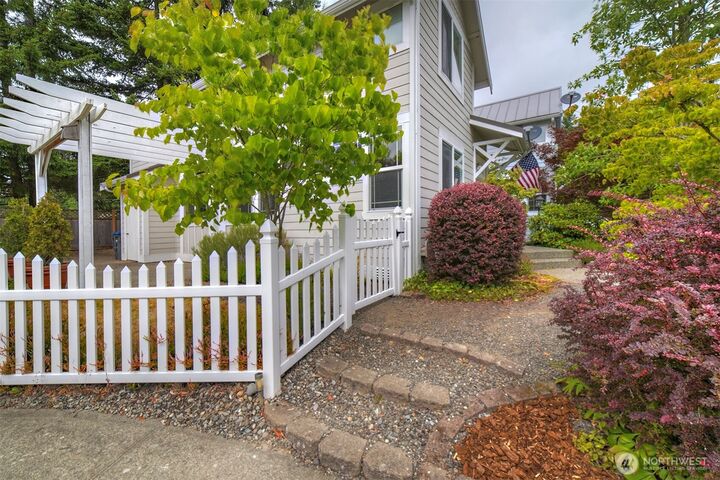 Property Photo: 1505 NE Mesford Road WA 98370