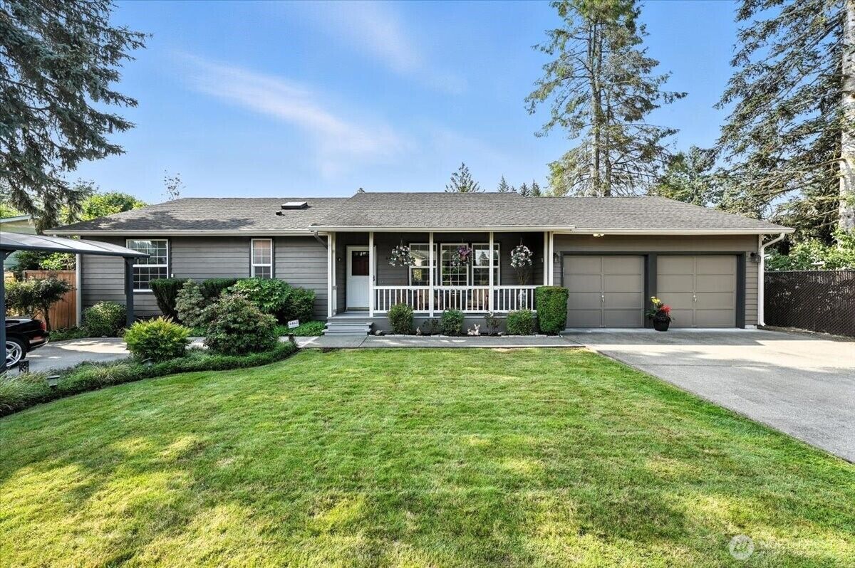 Property Photo: 4462 332nd Avenue SE WA 98024