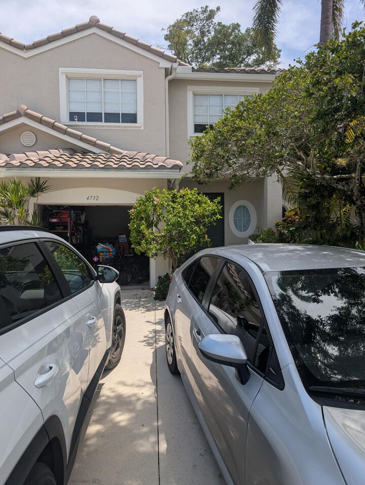Property Photo:  4732 NW 59th Manor  FL 33073