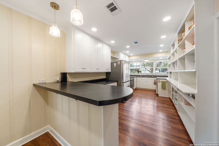 Property Photo: 132 Harriett TX 78216